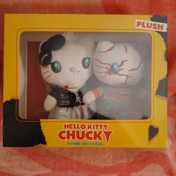 JAPAN EXCLUSIVE & COLLECTOR'S ITEM - Hello Kitty x Chucky 9 Inch Plushie Set - Picture 6 of 14